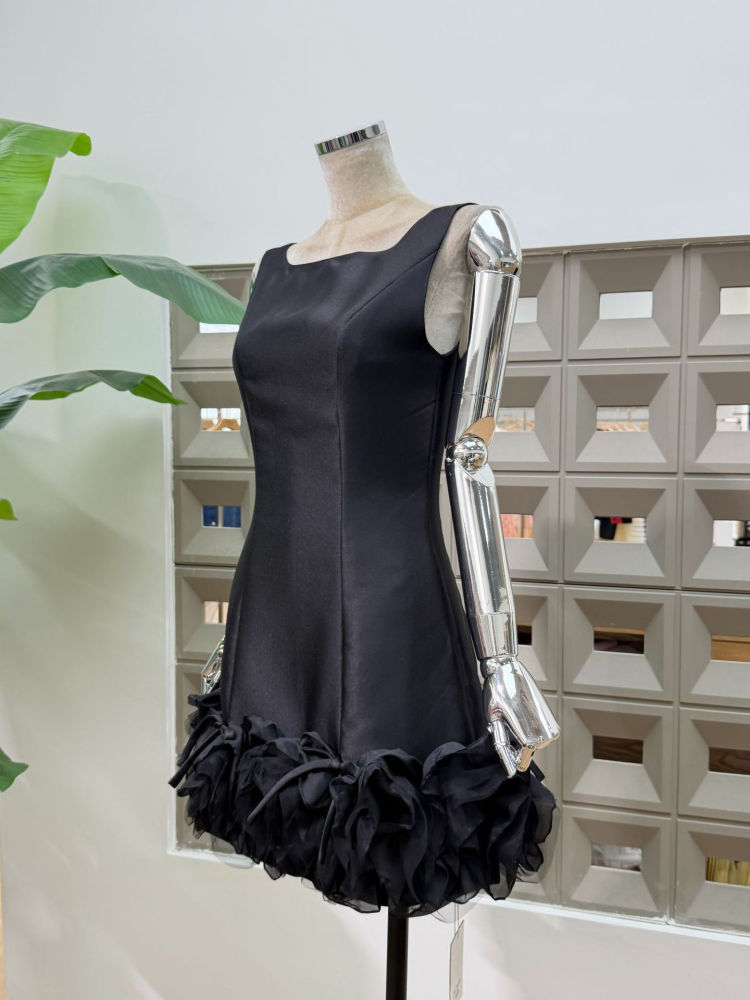 TWOTWINSTYLE Sleeveles Patchwork Mesh High Waist Designer Dress
