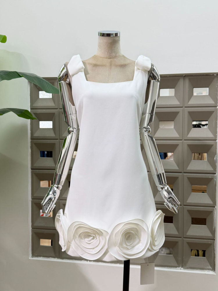 TWOTWINSTYLE Solid Spliced Bowknot And 3D Flower Elegant Dress