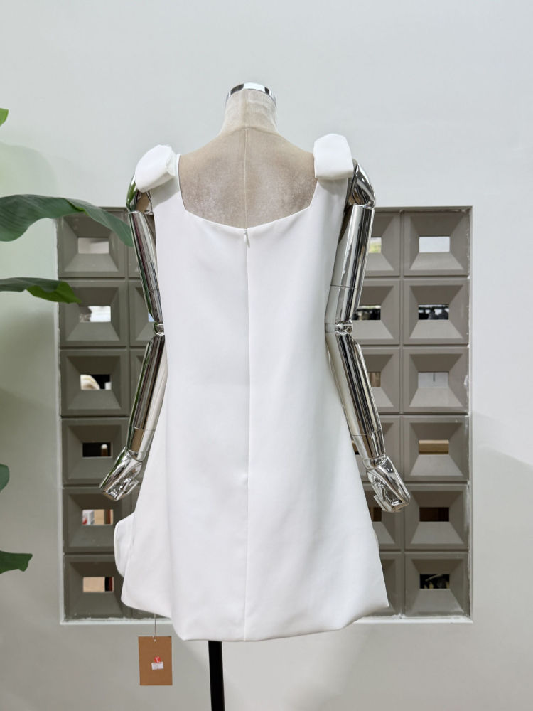 TWOTWINSTYLE Solid Spliced Bowknot And 3D Flower Elegant Dress