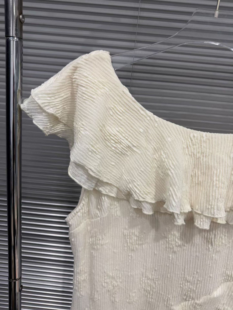 TWOTWINSTYLE Off Shoulder Irregular Hem Spliced Ruffles Elegant Dress