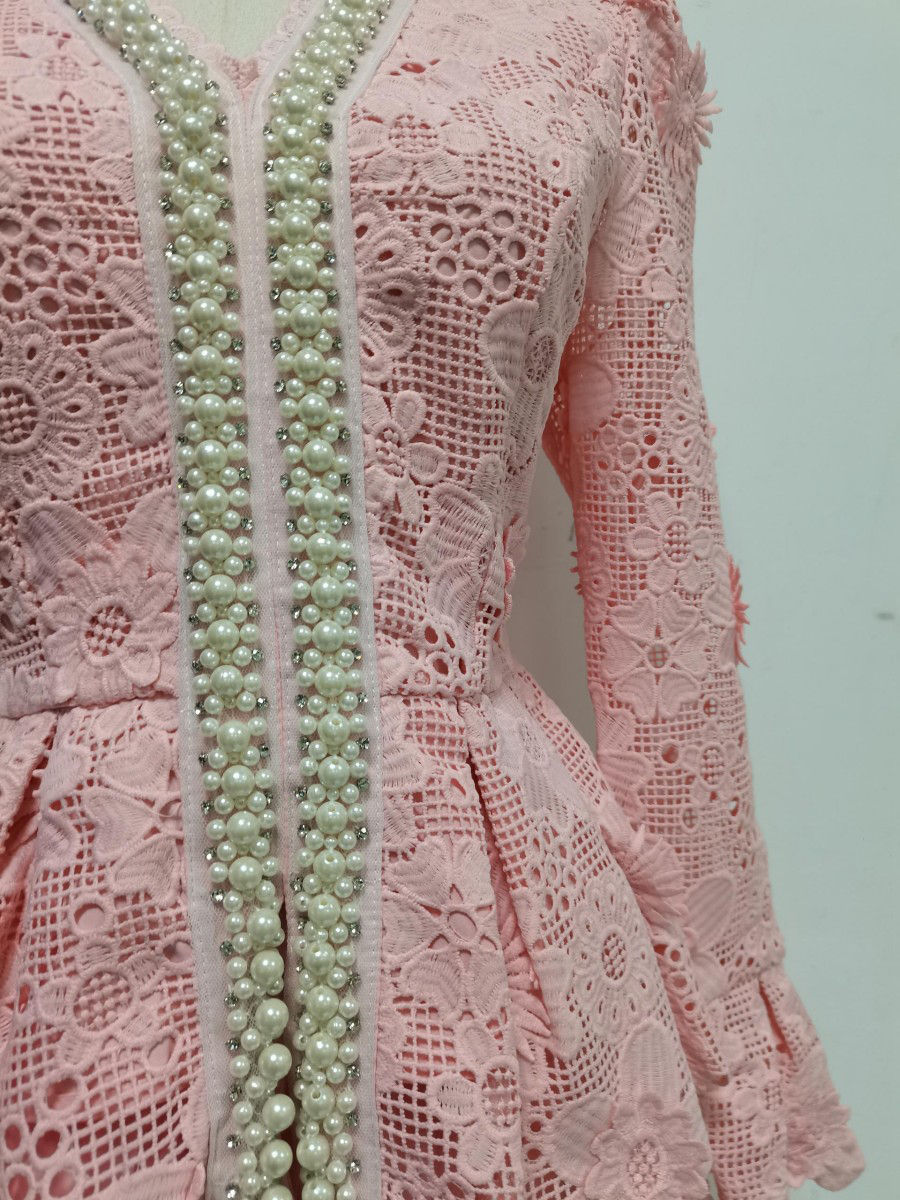 TWOTWINSTYLE V Neck Patchwork Pearl Top Solid Skirt Designer Dress