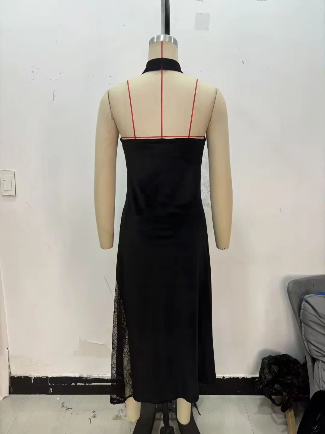 TWOTWINSTYLE Solid Sleeveles Patchwork Lace Elegant Dress