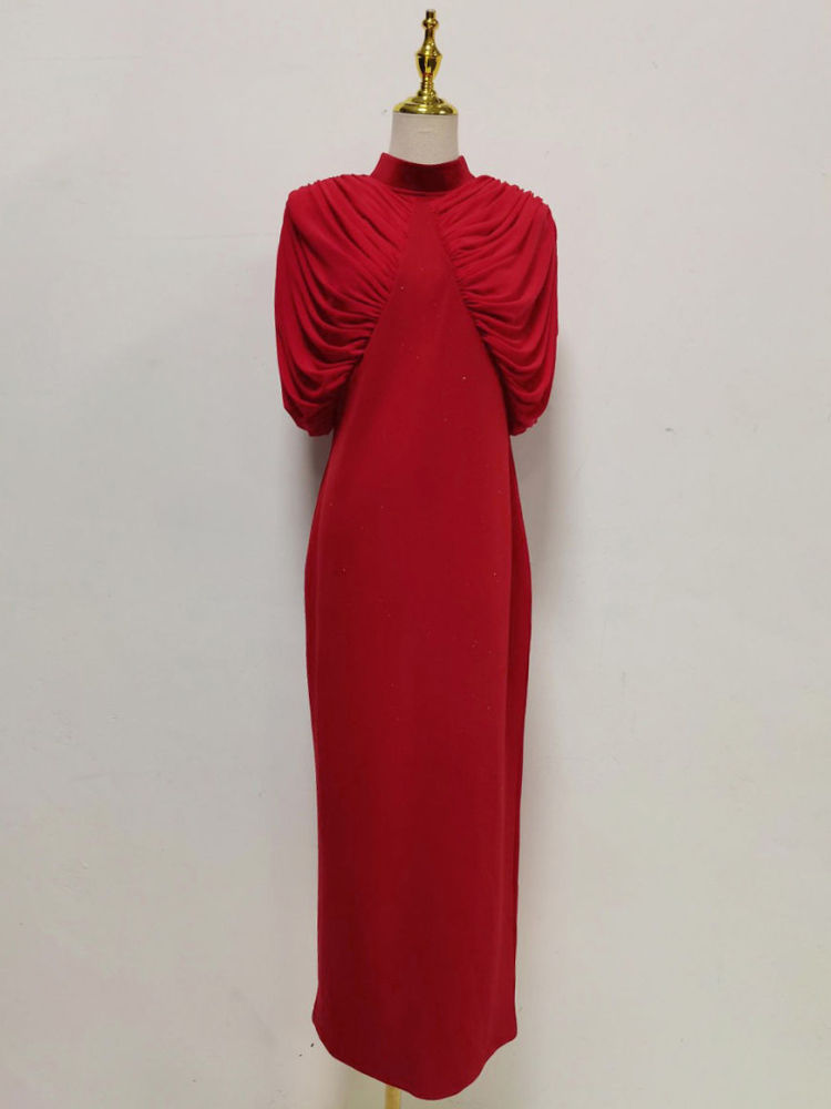 TWOTWINSTYLE Stand Collar Sleeveles Pleated Minimalist Dress