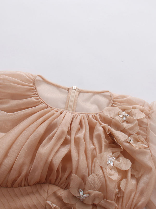 TWOTWINSTYLE Round Neck Long Sleeve Spliced 3D Flower Fashion Dress