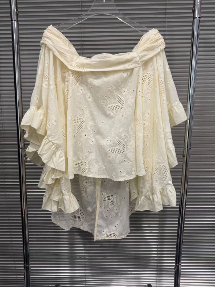 TWOTWINSTYLE Off Shoulder Spliced Ruffles Top High Waist Skirt Fashion Dress