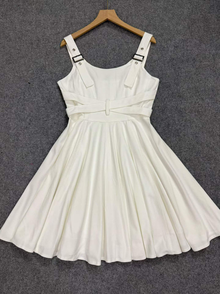 TWOTWINSTYLE Solid Sleeveles High Waist Designer Denim Dress