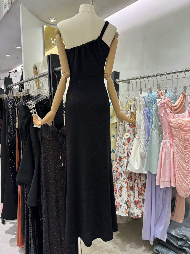TWOTWINSTYLE High Waist Pleated Minimalist Strapless Dress