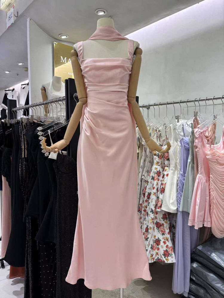 TWOTWINSTYLE Sleeveles High Waist Ruched Designer Dress