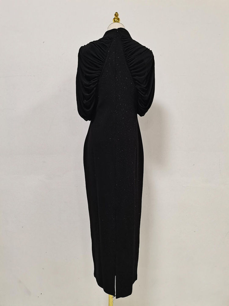 TWOTWINSTYLE Stand Collar Sleeveles Pleated Minimalist Dress
