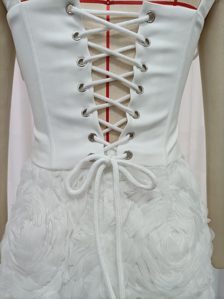TWOTWINSTYLE 3D Flower Corset Top Petal Hem Mini Skirt Fashion Set