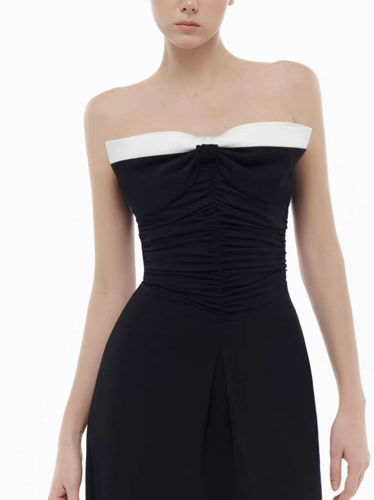 TWOTWINSTYLE Hit Color Pleated High Waist Temperament Dress