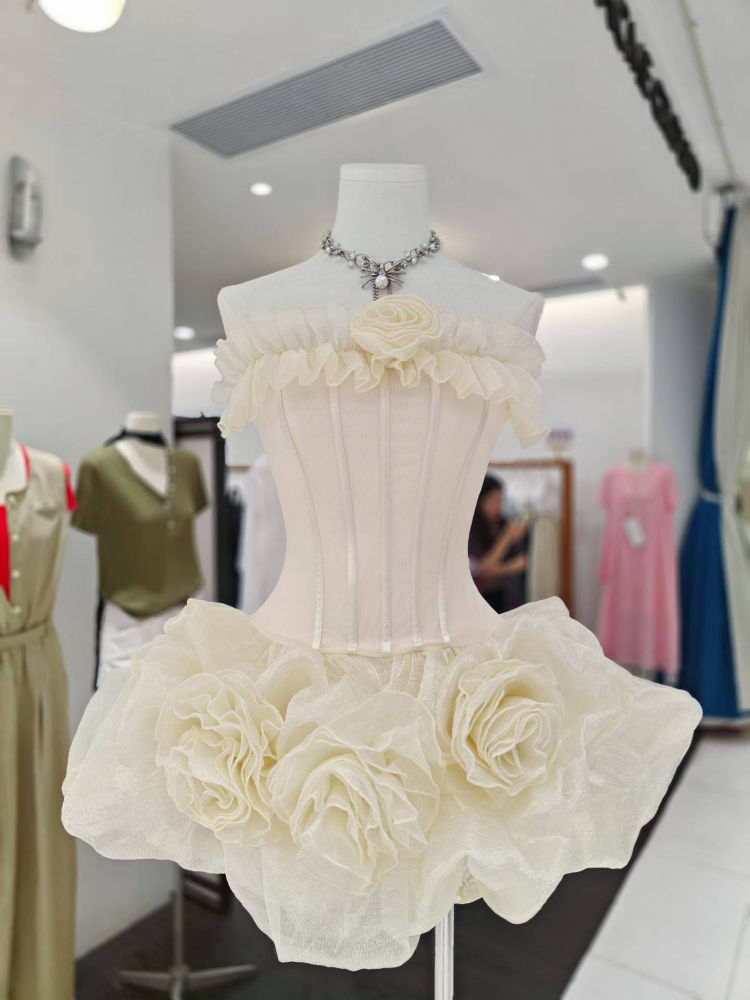 TWOTWINSTYLE Off Shoulder Tunic Spliced 3D Flower Elegant Dress