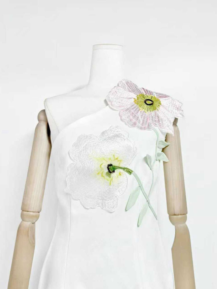 TWOTWINSTYLE Off One Shoulder Tunic Spliced Appliques Chic Dress