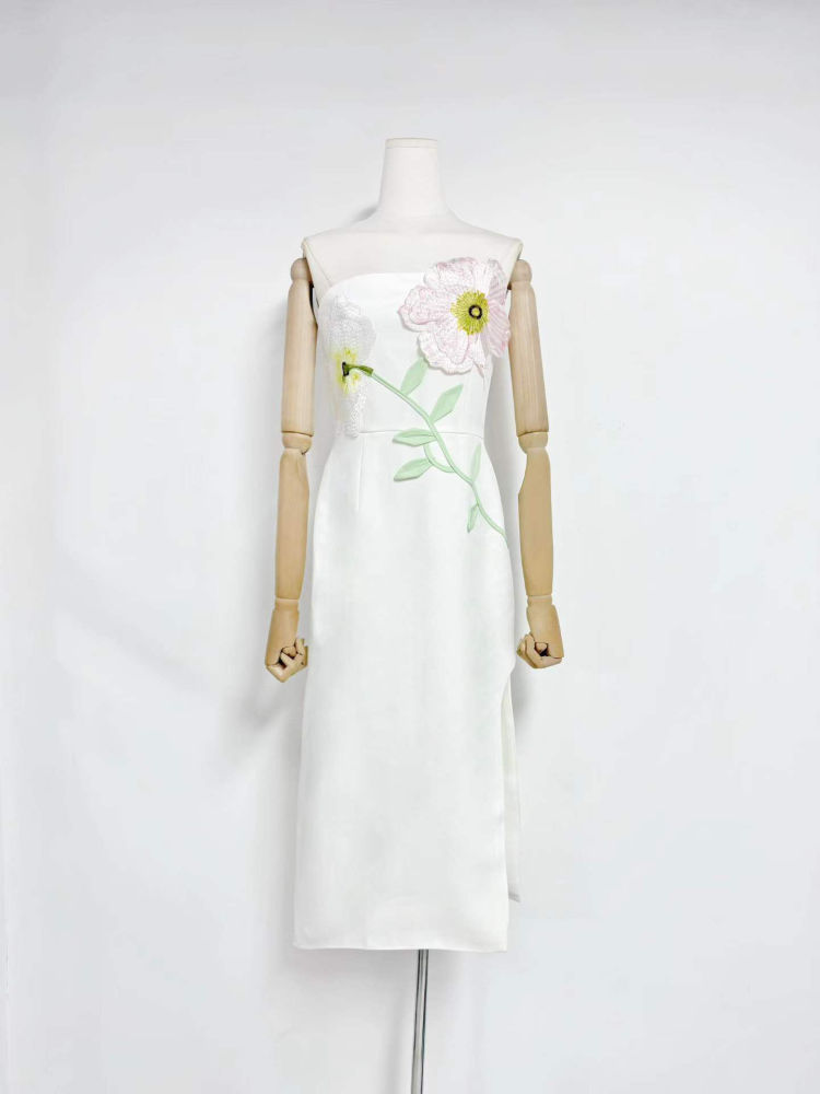 TWOTWINSTYLE Off Shoulder Patchwork Appliques Side Split Elegant Dress