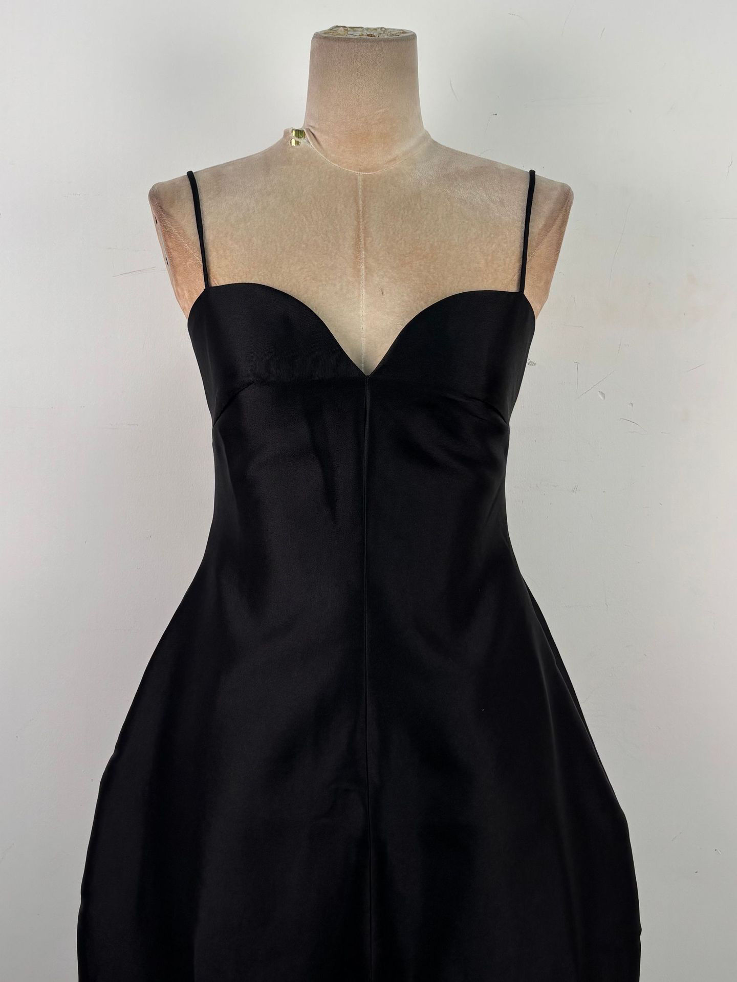 TWOTWINSTYLE Off Shoulder Irregular Hem High Waist Chic Dress