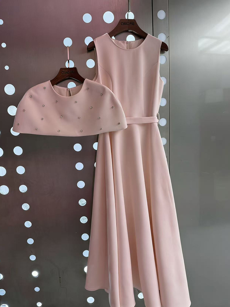 TWOTWINSTYLE Embroidered Flares Cape Sleeveless Tunic Midi Dress Elegant Set