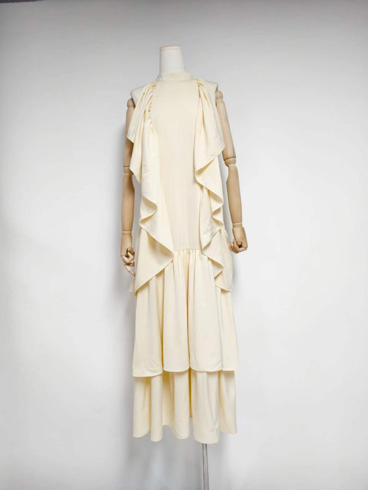 TWOTWINSTYLE Solid Stand Collar Backless Designer Dress