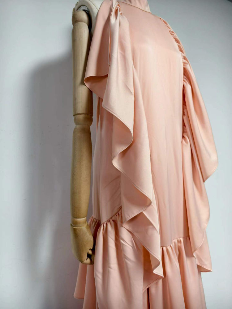 TWOTWINSTYLE Solid Stand Collar Backless Designer Dress