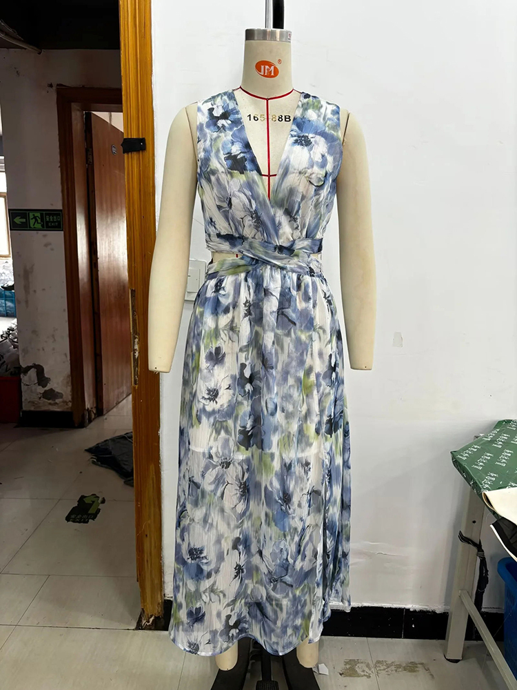 TWOTWINSTYLE Sleeveless Deep V Neck Hollow Out Elegant Print Dress