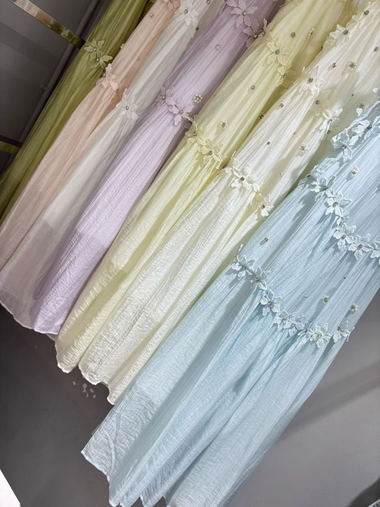 TWOTWINSTYLE Patchwork 3D Flower Wings Minimalist Dress