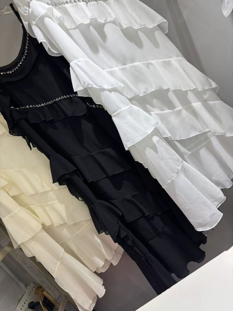 TWOTWINSTYLE Solid Spliced Ruffles Diamond Designer Camisole Dress