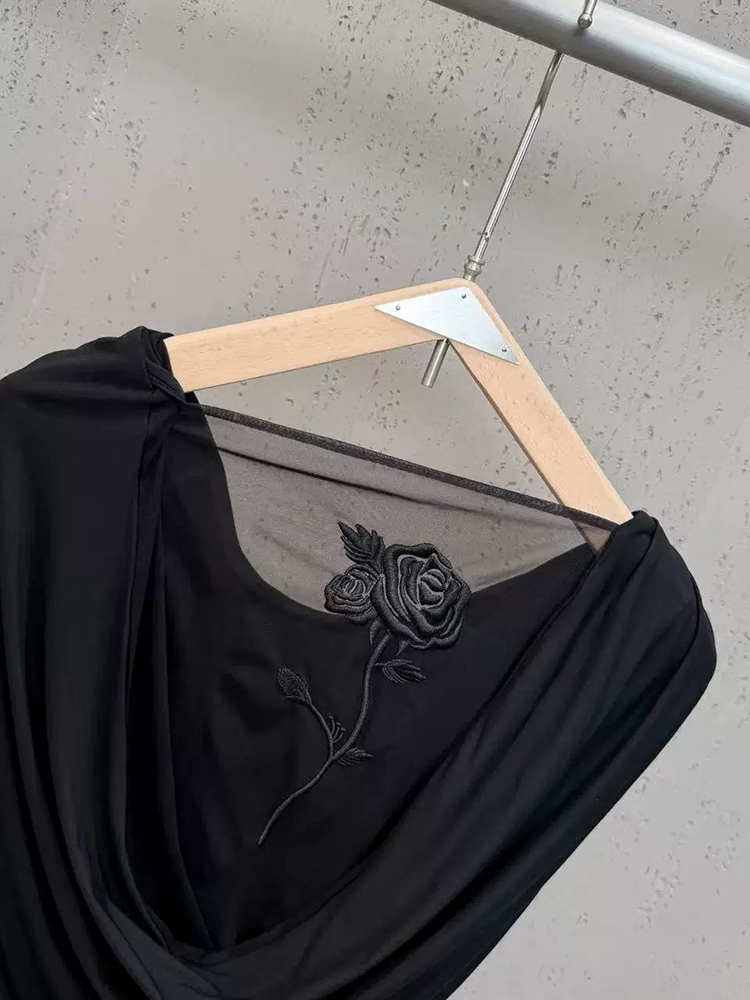 TWOTWINSTYLE Patchwork Embroidery Mesh Sleeveless Chic Top