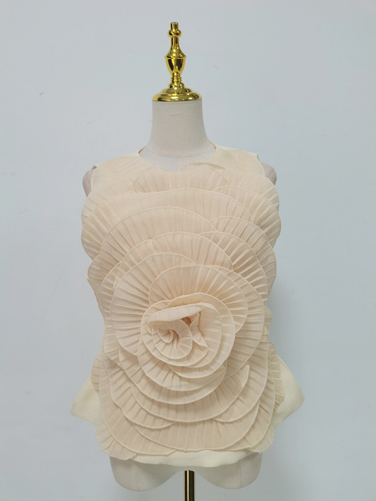 TWOTWINSTYLE Round Neck Sleeveles Patchwork 3D Flower Minimalist Shirt