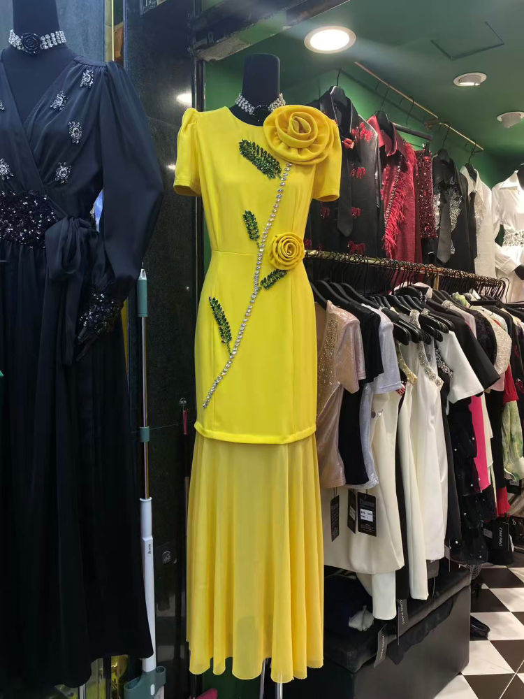 TWOTWINSTYLE Round Neck Patchwork Appliques Diamond Fashion Dress