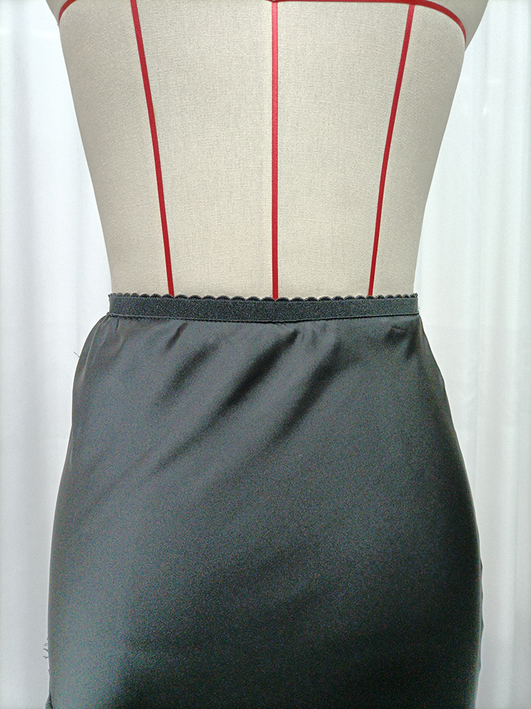 TWOTWINSTYLE High Waist Two-Tone Satin Lace Trim Vintage Skirt