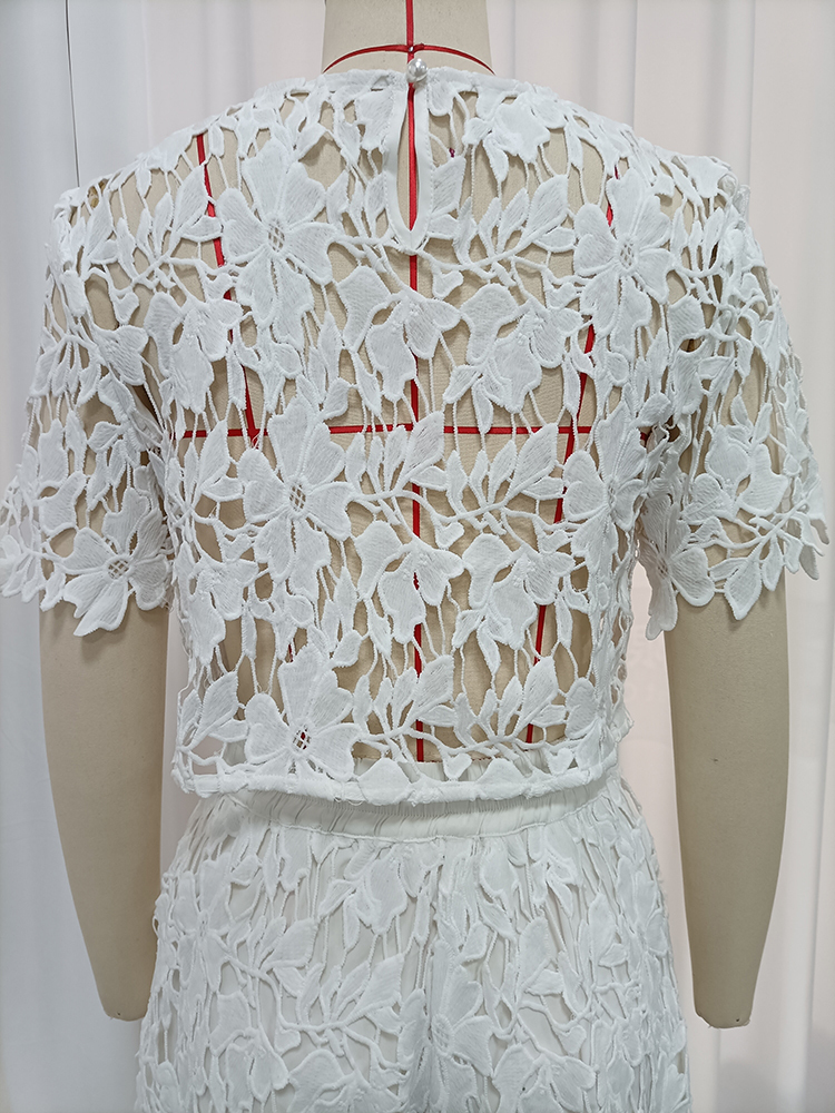TWOTWINSTYLE Round Neck Short Sleeves Top Lace Wide Leg Pants Fashion Set