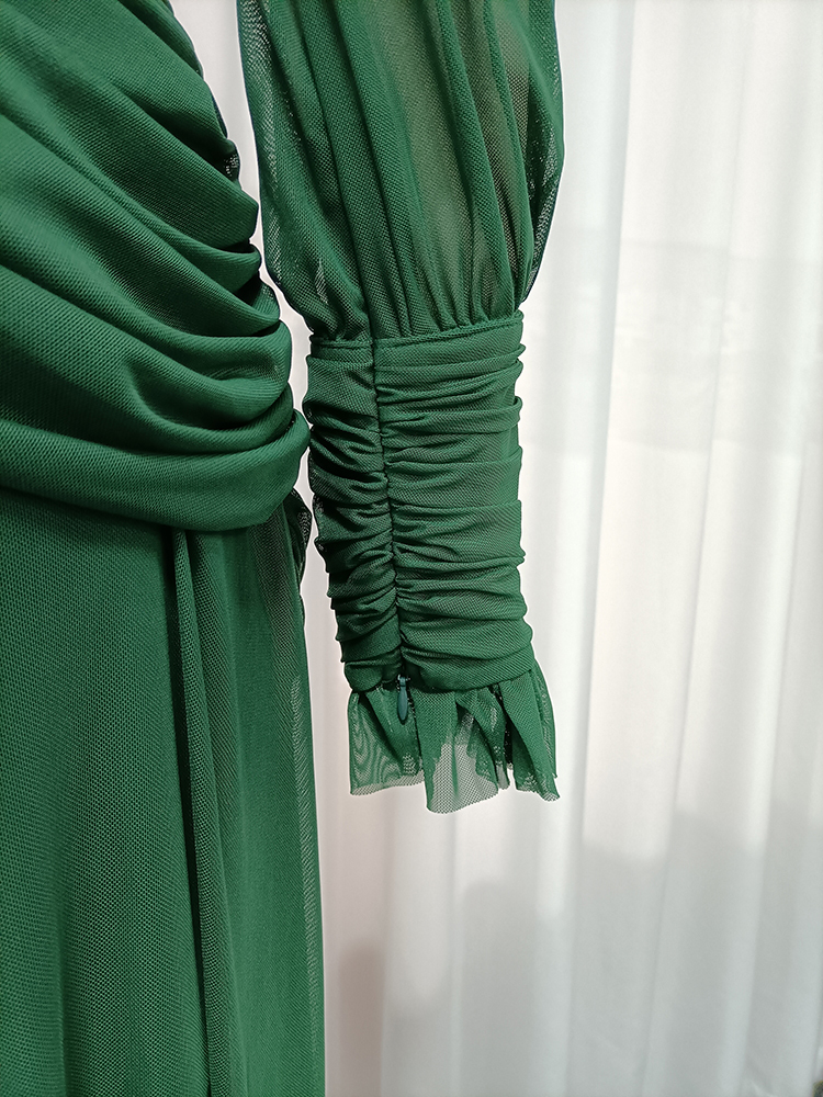 TWOTWINSTYLE Turtleneck Long Sleeves Pleated Spliced Mesh Elegant Maxi Dress