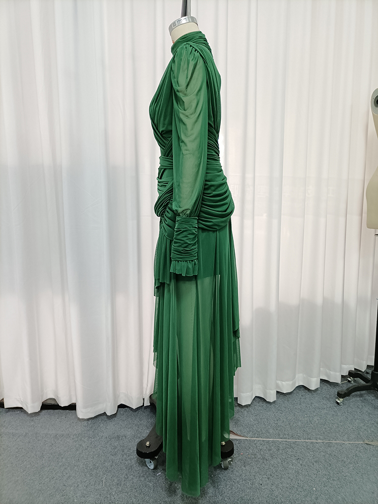 TWOTWINSTYLE Turtleneck Long Sleeves Pleated Spliced Mesh Elegant Maxi Dress
