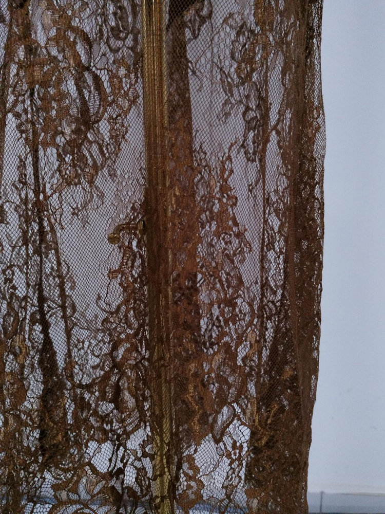 TWOTWINSTYLE Minimalist Spliced Lace Slimming Skirt