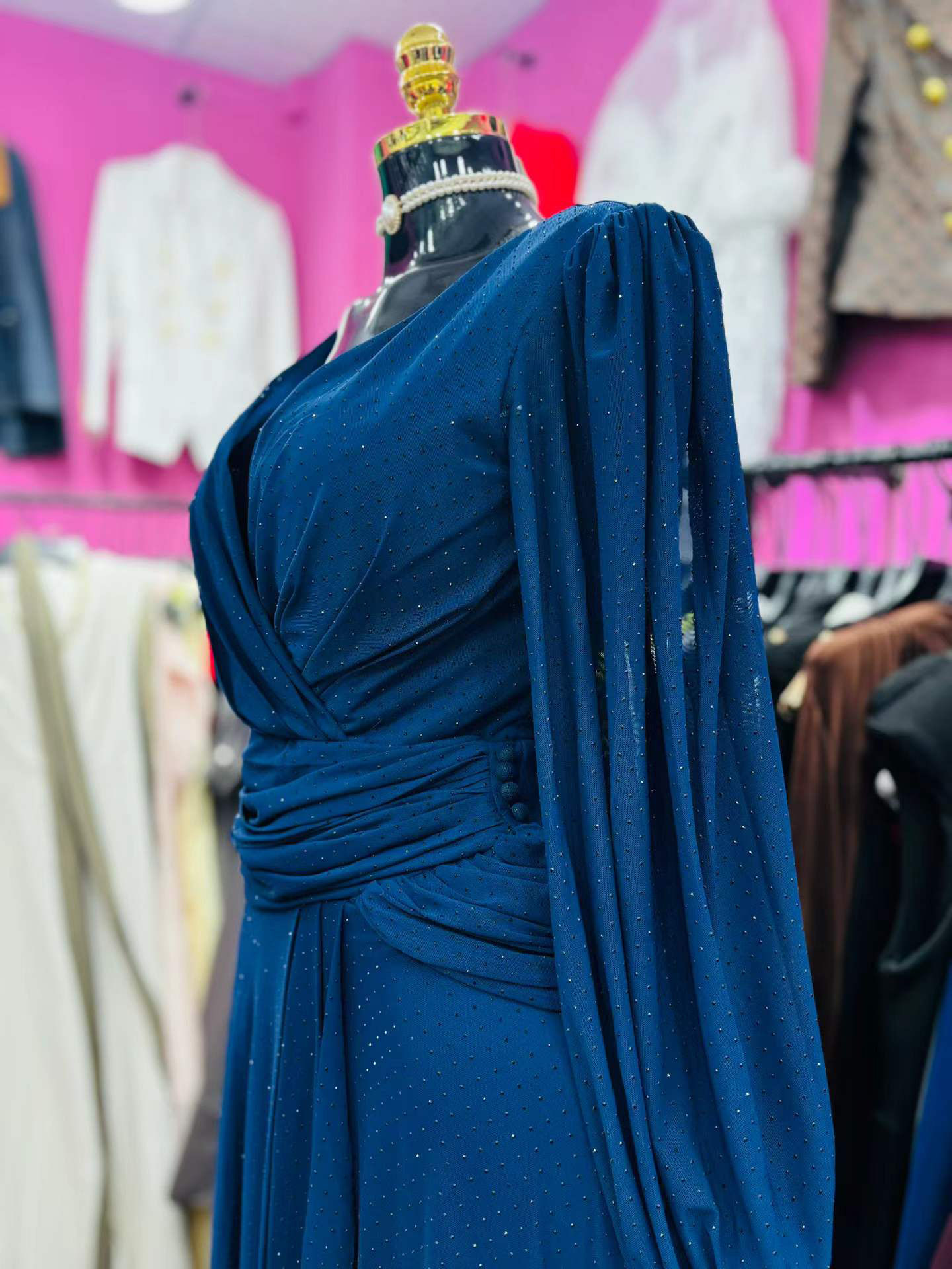 TWOTWINSTYLE Deep V Neck Long Sleeve Tunic Minimalist Dress
