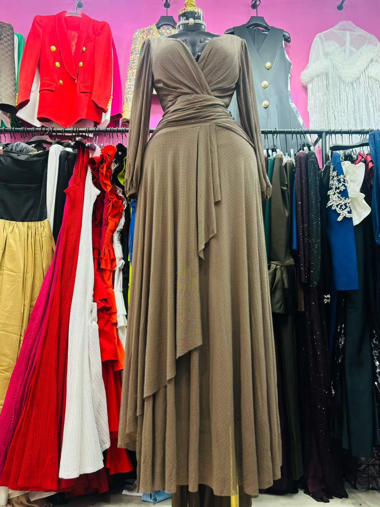TWOTWINSTYLE Deep V Neck Long Sleeve Tunic Minimalist Dress