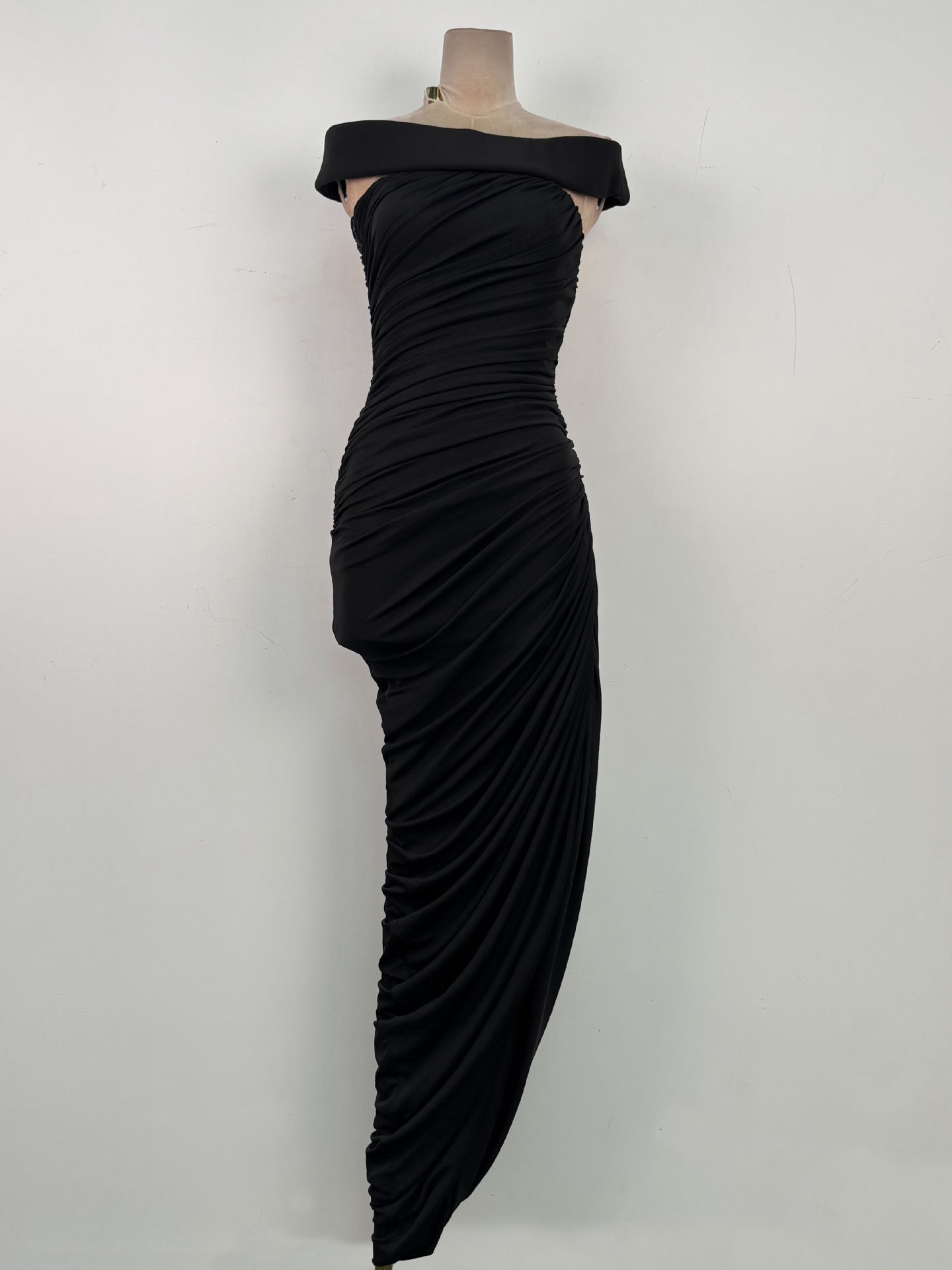 TWOTWINSTYLE Solid Off Shoulder High Waist Irregular Hem Vintage Dress