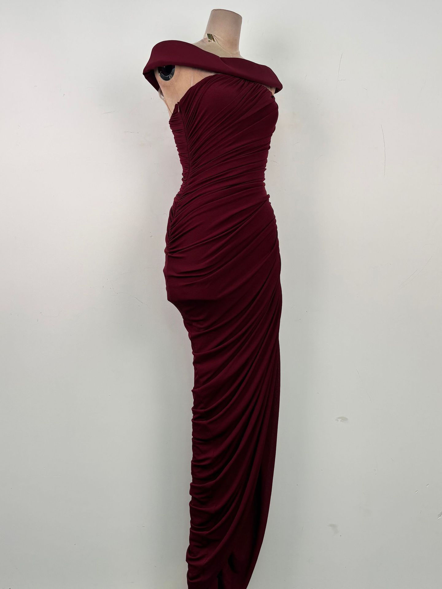 TWOTWINSTYLE Solid Off Shoulder High Waist Irregular Hem Vintage Dress