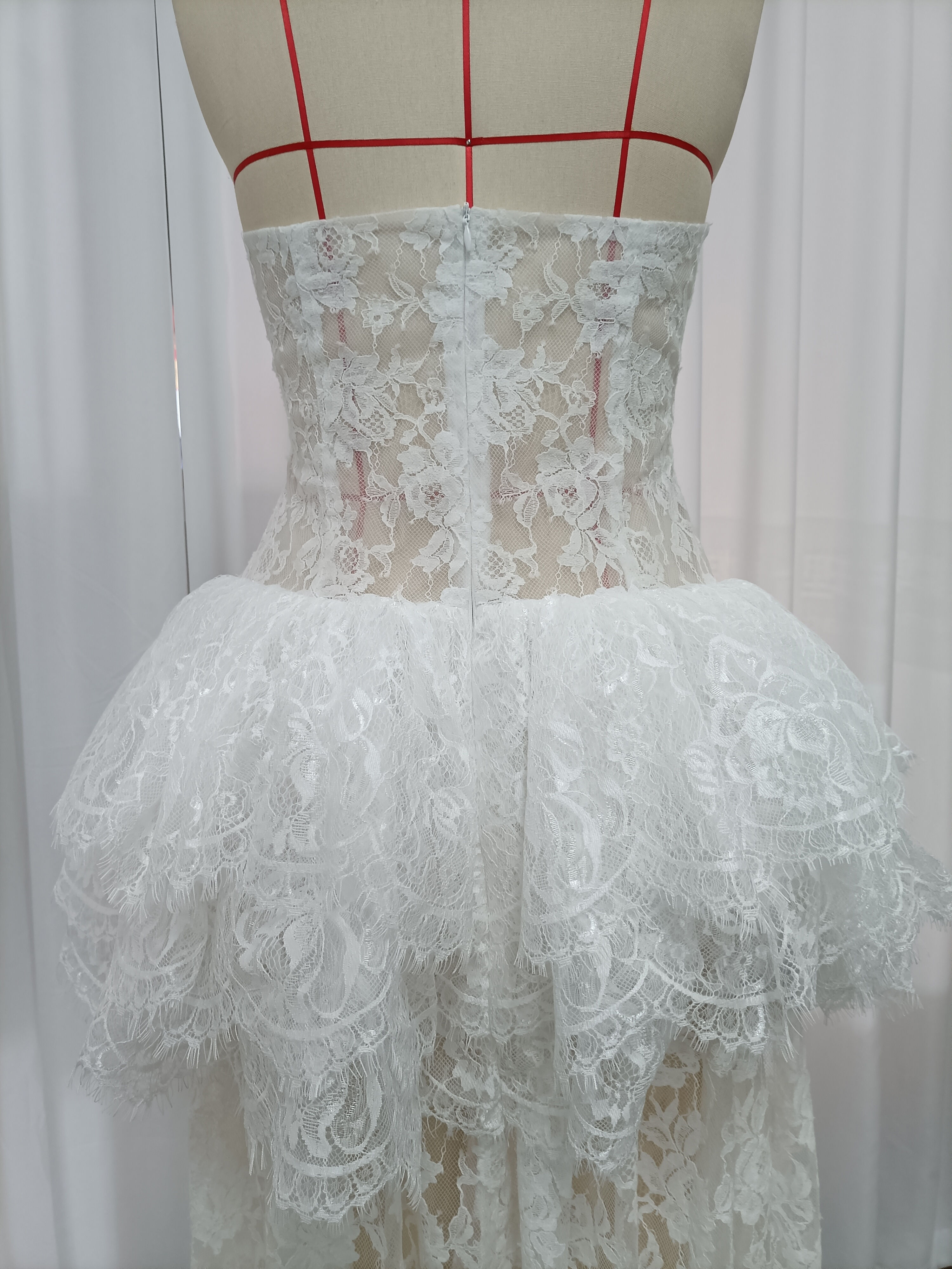 TWOTWINSTYLE Backless Patchwork Lace Tunic Elegant Dress