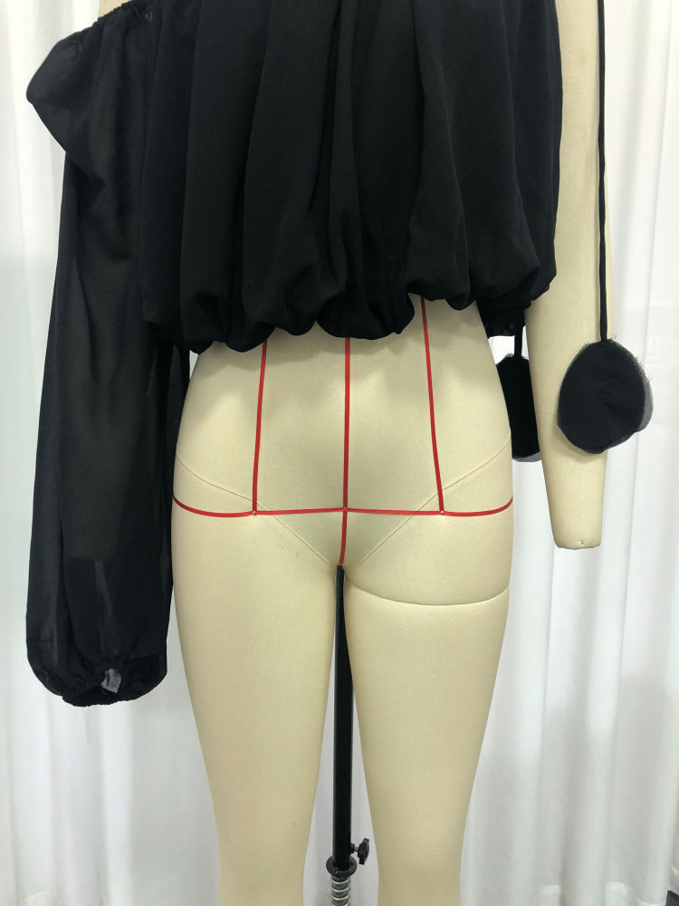 TWOTWINSTYLE Off Shoulder One Sleeve Pleated Chic Crop Shirt