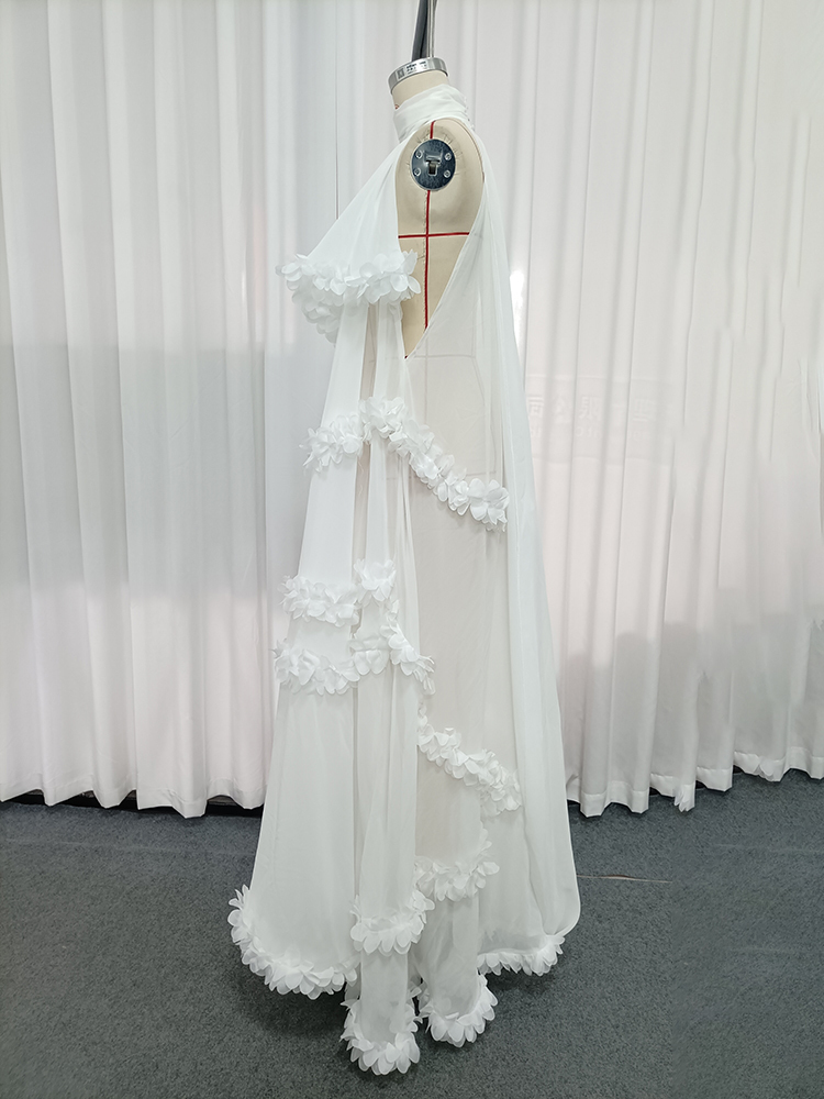 TWOTWINSTYLE Turtleneck Off Shoulder Spliced Flower Chiffon Maxi Dress