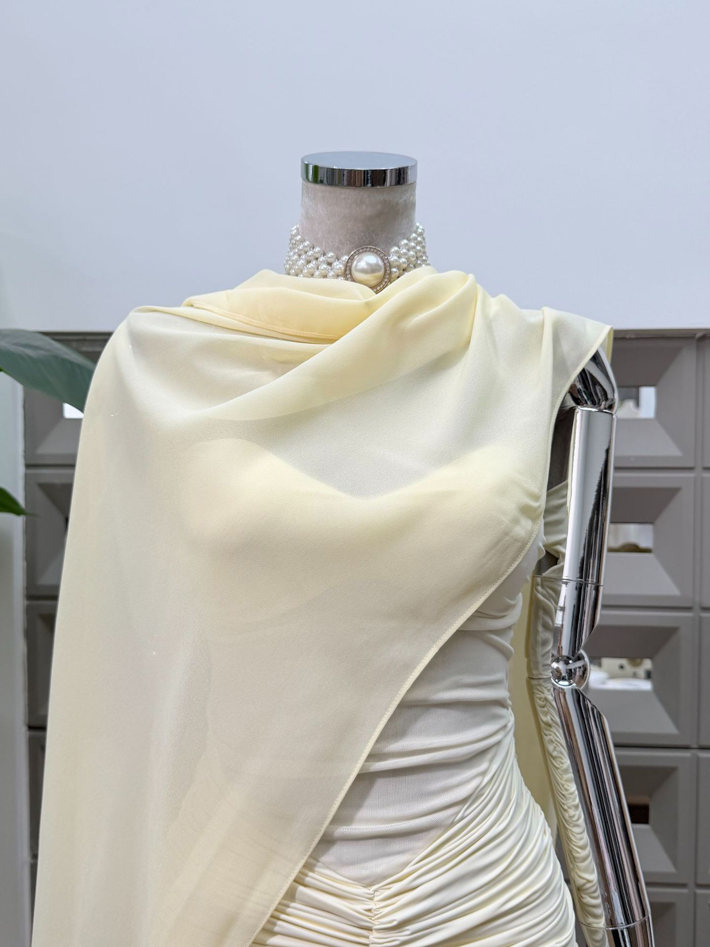 TWOTWINSTYLE Off Shoulder Patchwork Shawl Ruched Elegant Dress