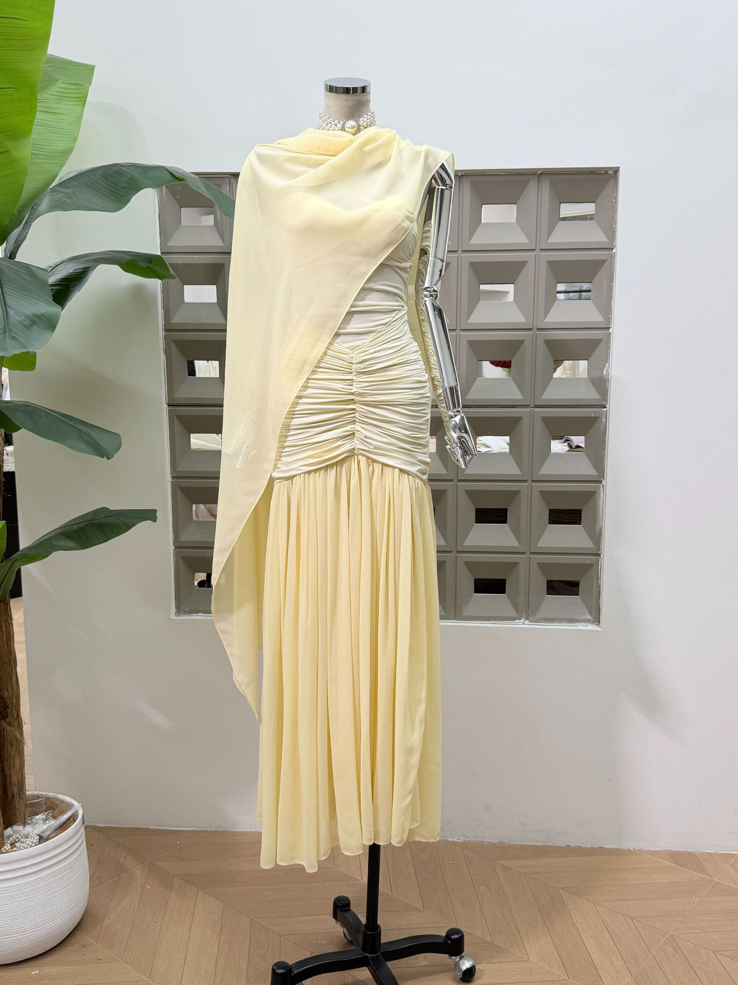 TWOTWINSTYLE Off Shoulder Patchwork Shawl Ruched Elegant Dress