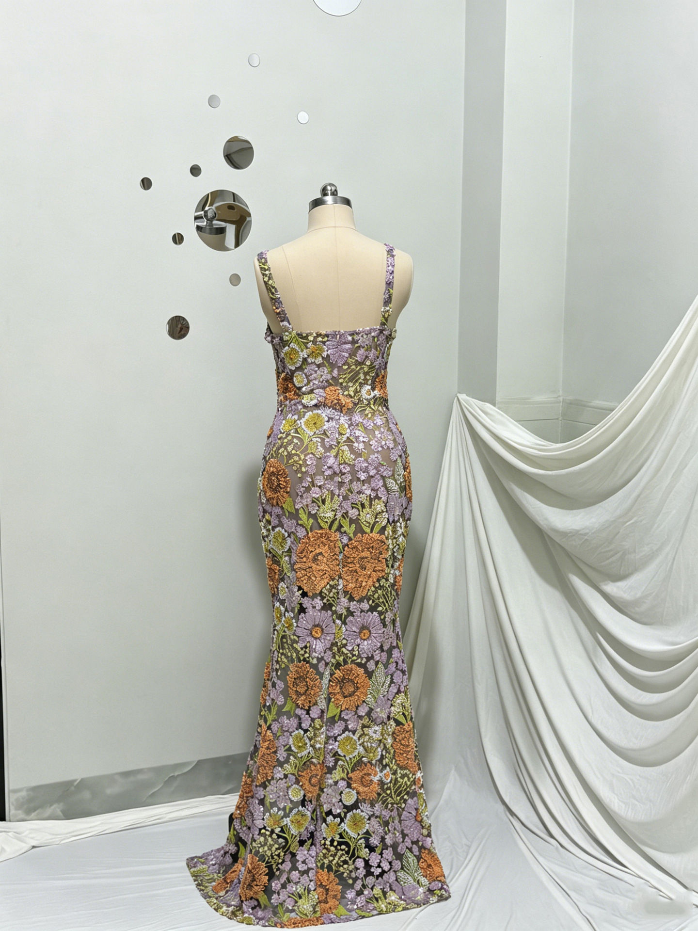 TWOTWINSTYLE Off Shoulder Patchwork Appliques Side Split Elegant Dress