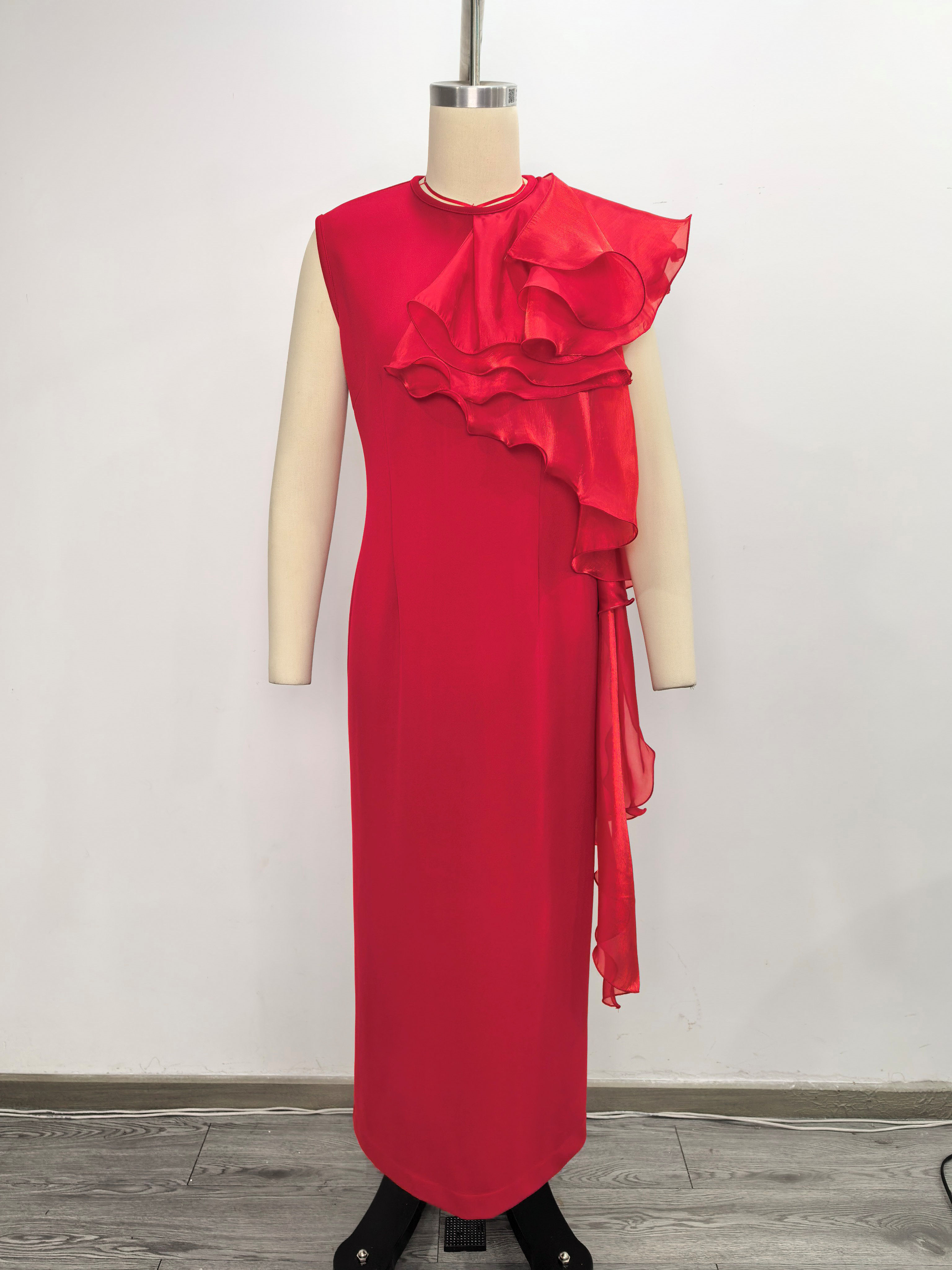 TWOTWINSTYLE Round Neck Sleeveles Spliced Ruffles Elegant Dress