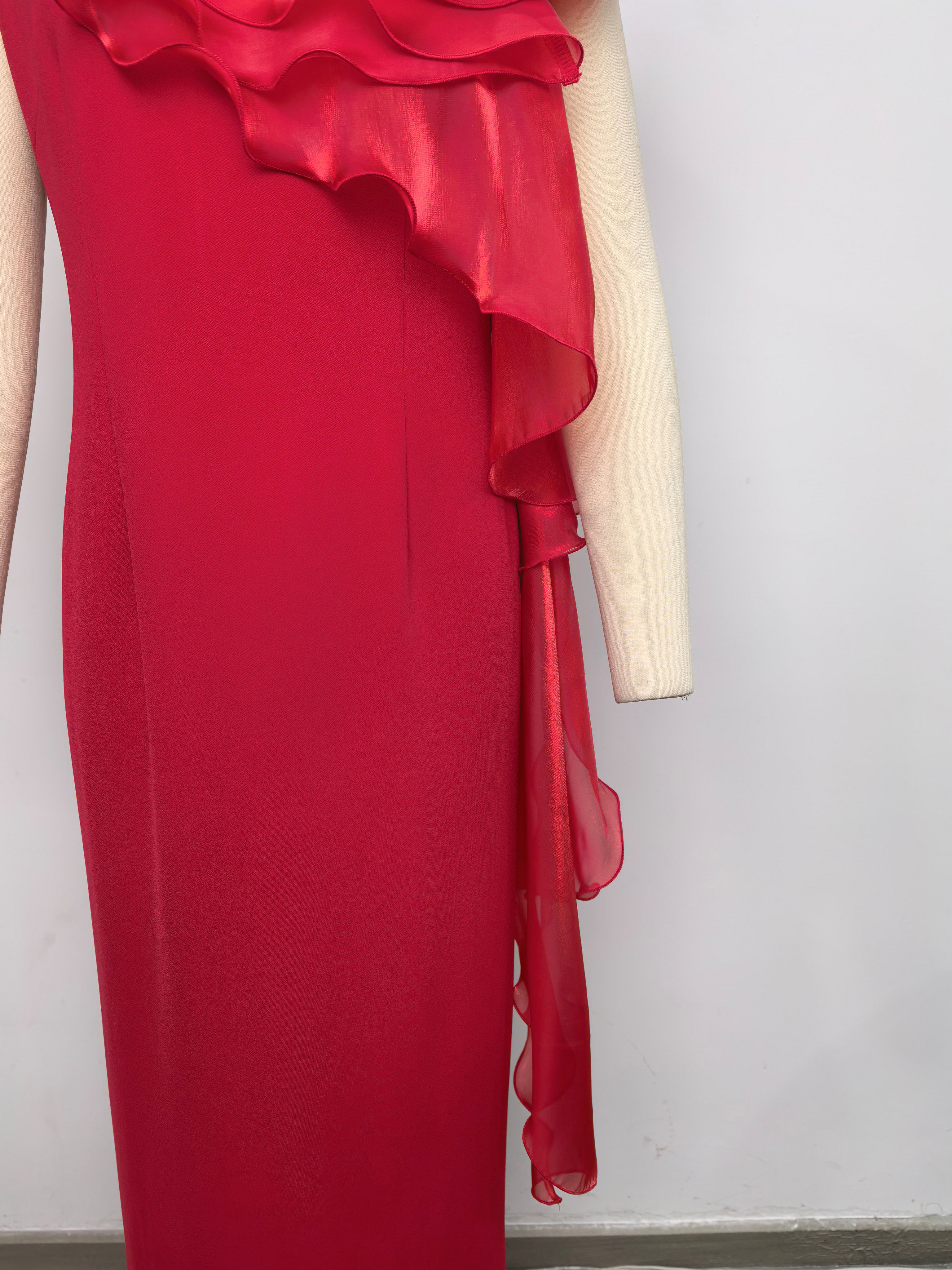 TWOTWINSTYLE Round Neck Sleeveles Spliced Ruffles Elegant Dress