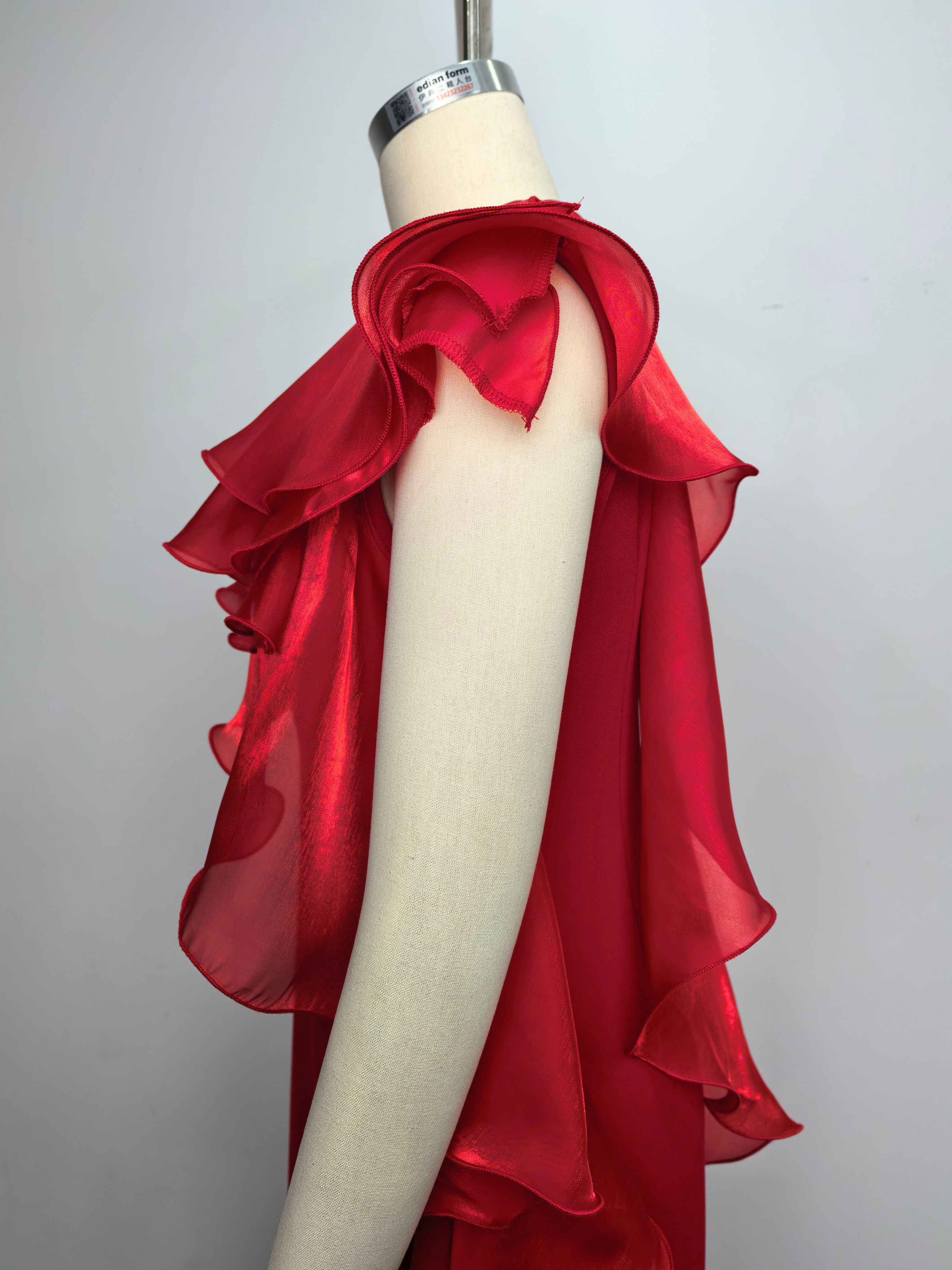 TWOTWINSTYLE Round Neck Sleeveles Spliced Ruffles Elegant Dress
