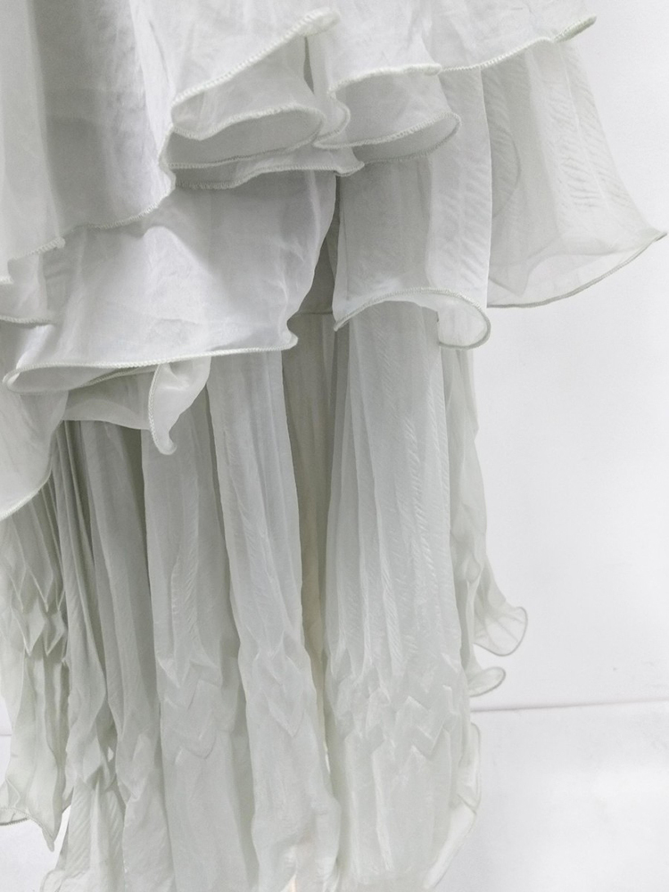 TWOTWINSTYLE Stand Collar Pleated Top High Waist Skirt Fashion Set
