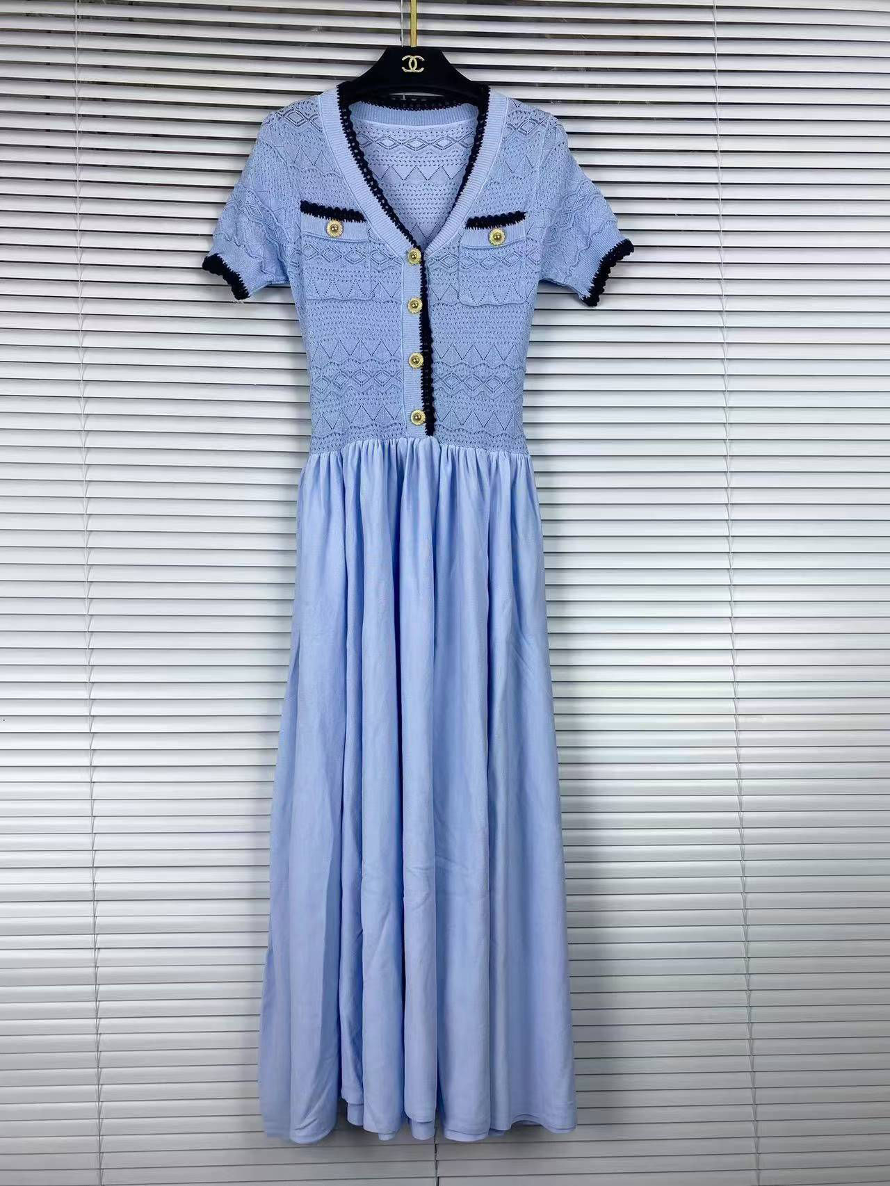 TWOTWINSTYLE Hit Color V Spliced Mesh Elegant Dress