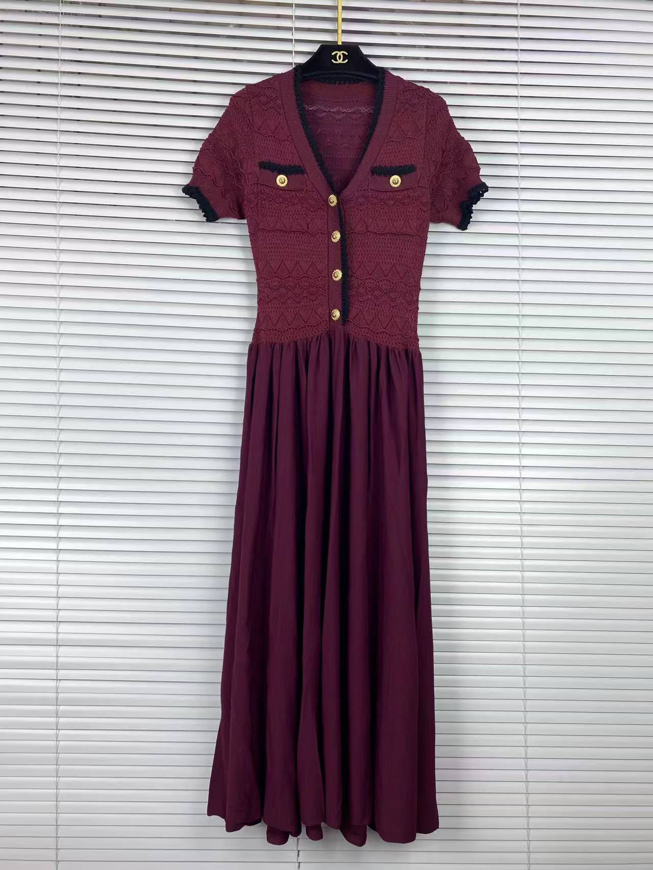 TWOTWINSTYLE Hit Color V Spliced Mesh Elegant Dress