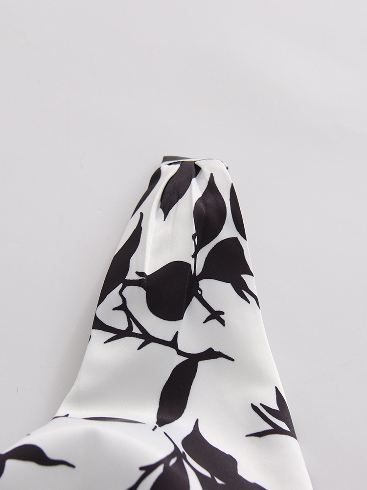 TWOTWINSTYLE Sleeveles Hit Color Asymmetrical Hem Design Dress